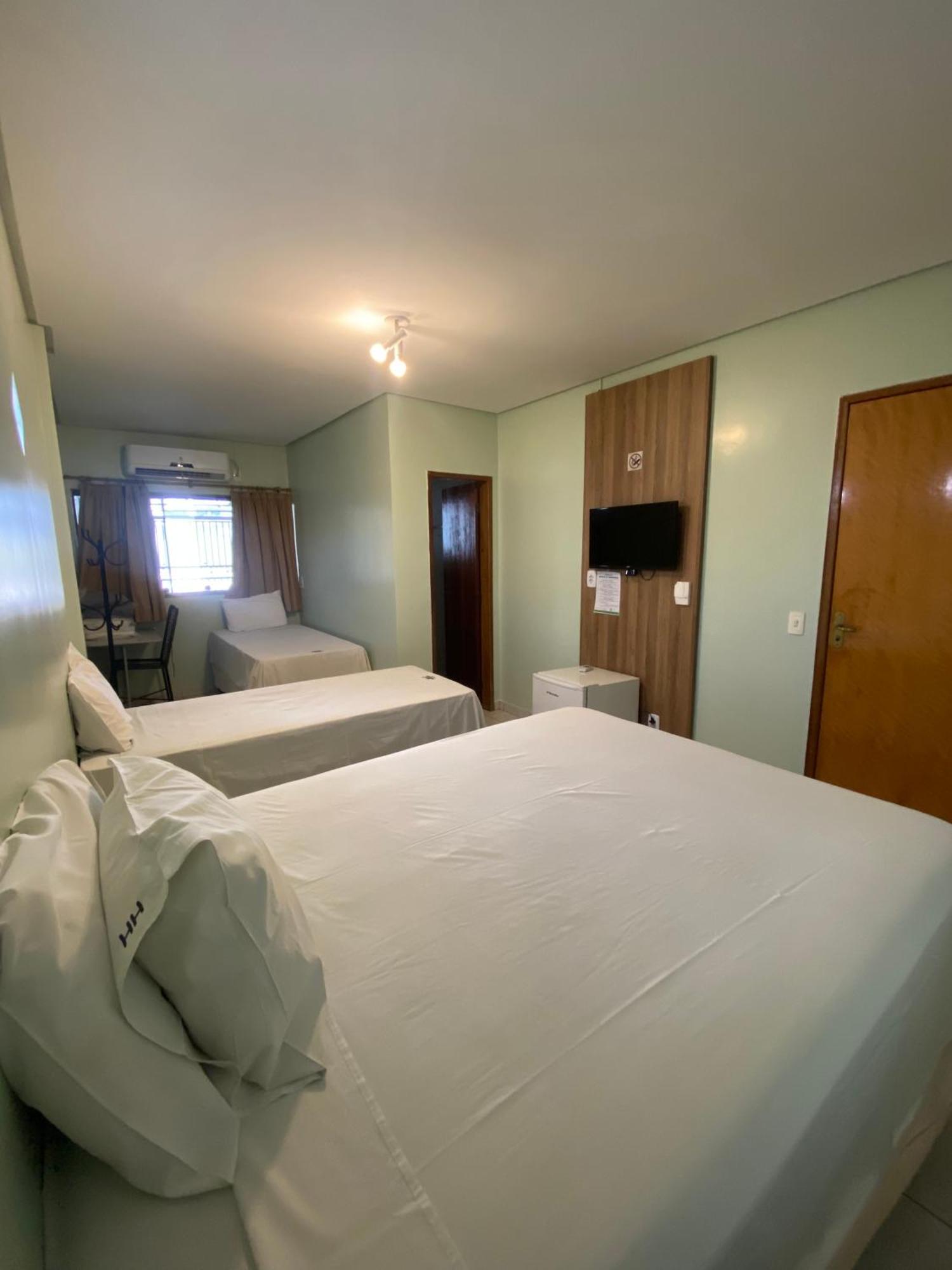 Hotel Mendes Azevedo Goiania Bagian luar foto