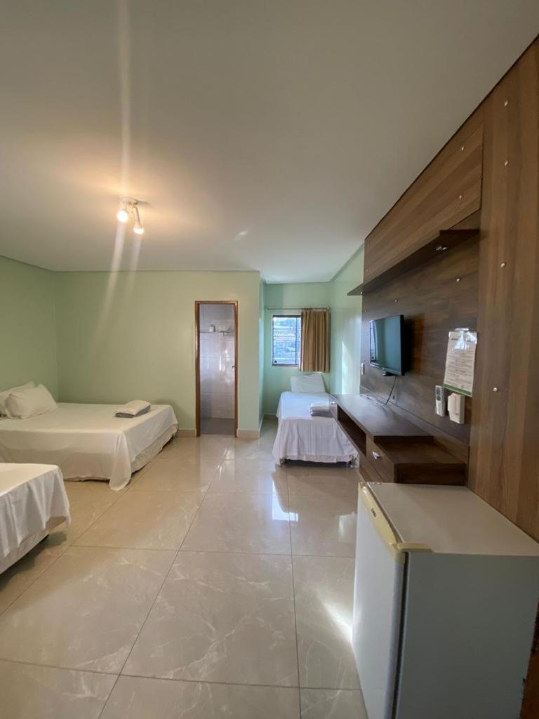 Hotel Mendes Azevedo Goiania Bagian luar foto